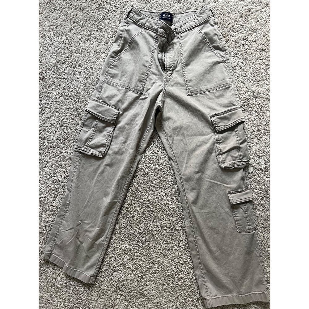 Hollister Cargo Pants – Women’s W30